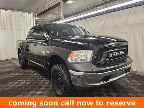 Used 2019 RAM 1500 Classic SLT AWD/4WD image 1