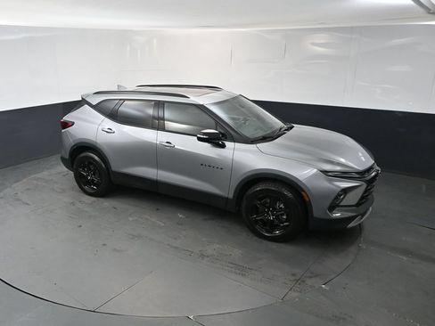 Used 2023 Chevrolet Blazer LT w/ Midnight/Sport Edition AWD/4WD image 33