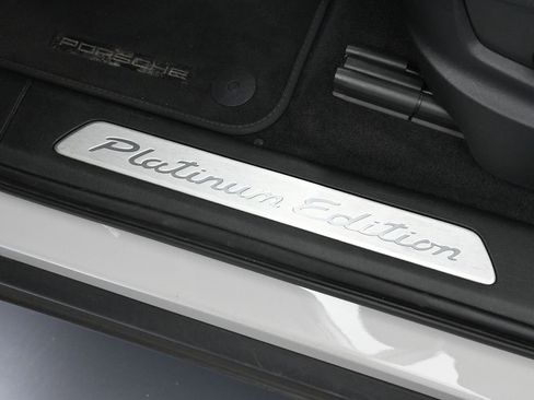 Certified 2023 Porsche Cayenne Platinum Edition image 16