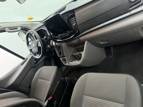 Used 2024 Ford Transit 350 XLT image 25