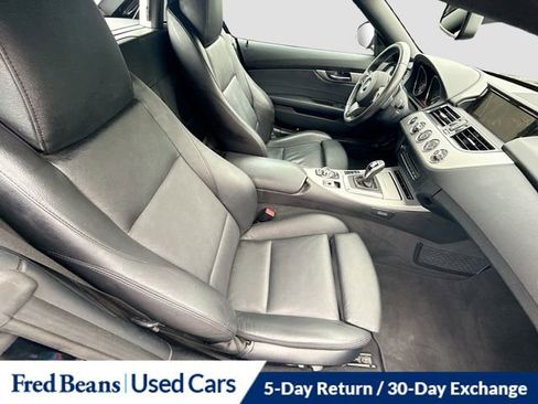 Used 2016 BMW Z4 sDrive35i RWD image 23
