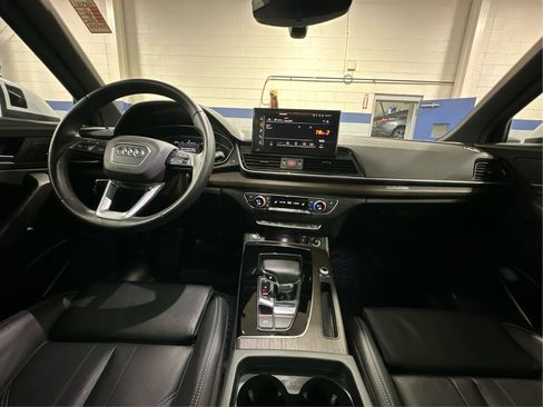 Used 2024 Audi Q5 2.0T Premium AWD/4WD image 27