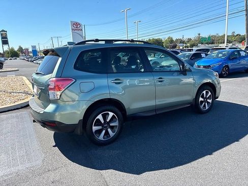Used 2018 Subaru Forester 2.5i Premium AWD/4WD image 9