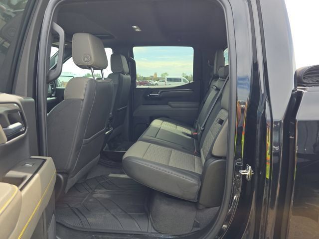Used 2022 Chevrolet Silverado 1500 ZR2 w/ Technology Package AWD/4WD image 11