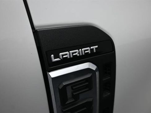 Used 2023 Ford F350 Lariat w/ Lariat Ultimate Package AWD/4WD image 5