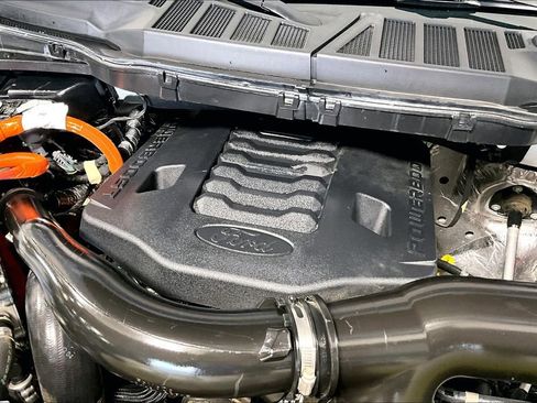 Used 2021 Ford F150 Lariat w/ Equipment Group 502A High image 30