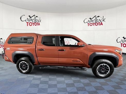 Used 2025 Toyota Tacoma TRD Off-Road AWD/4WD image 9