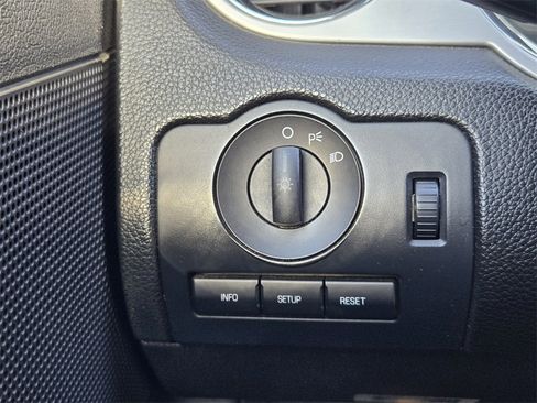 Used 2012 Ford Mustang Premium image 18