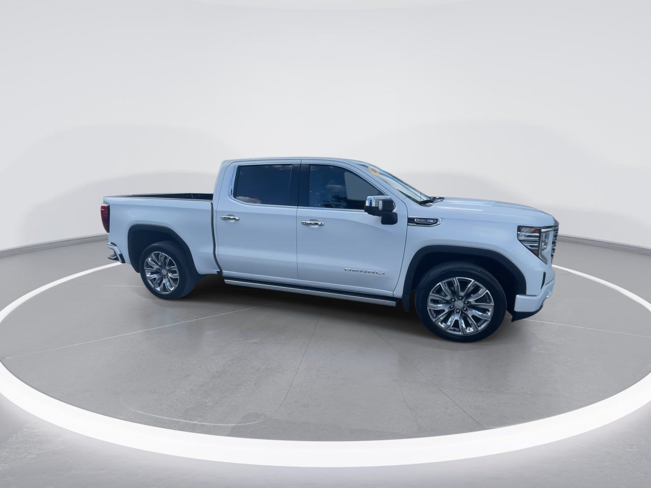 Used 2023 GMC Sierra 1500 Denali w/ Denali Reserve Package AWD/4WD image 23