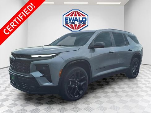 Certified 2026 Chevrolet Traverse RS w/ LPO, Floor Liner Package AWD/4WD image 1