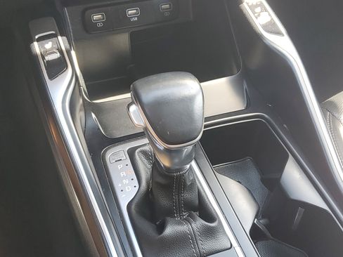 Used 2022 Kia Sorento S w/ Panoramic Sunroof Package image 32