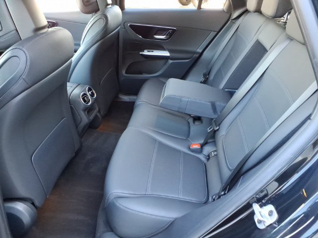 Certified 2025 Mercedes-Benz GLC 350e 4MATIC image 18