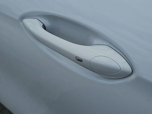 Certified 2024 Buick Envista Preferred w/ Convenience I Package image 8