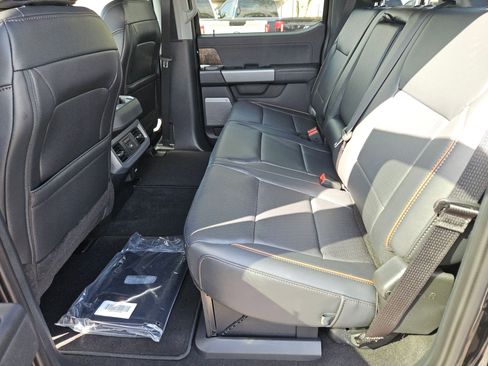 New 2025 Ford F250 Lariat w/ Lariat Ultimate Package image 18