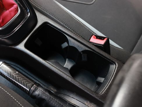 Used 2017 Ford Focus ST image 45