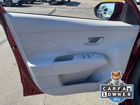 Used 2024 Hyundai Kona SEL FWD image 31