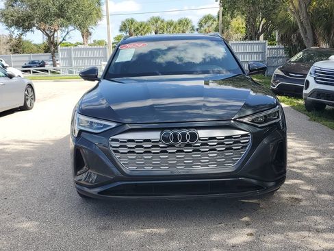 Certified 2024 Audi Q8 e-tron Premium Plus w/ Premium Plus Package AWD/4WD image 10