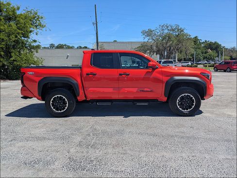 Used 2024 Toyota Tacoma TRD Off-Road AWD/4WD image 3