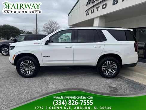 Used 2025 Chevrolet Tahoe Z71 image 9