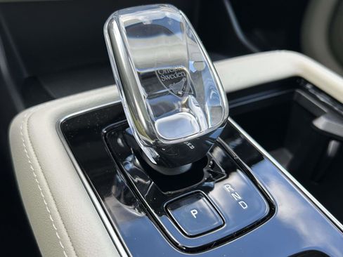 New 2026 Volvo XC90 B6 Ultra image 27