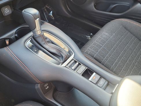 Certified 2024 Honda HR-V Sport image 27