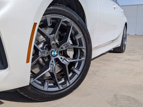 Used 2025 BMW 330i Sedan image 2