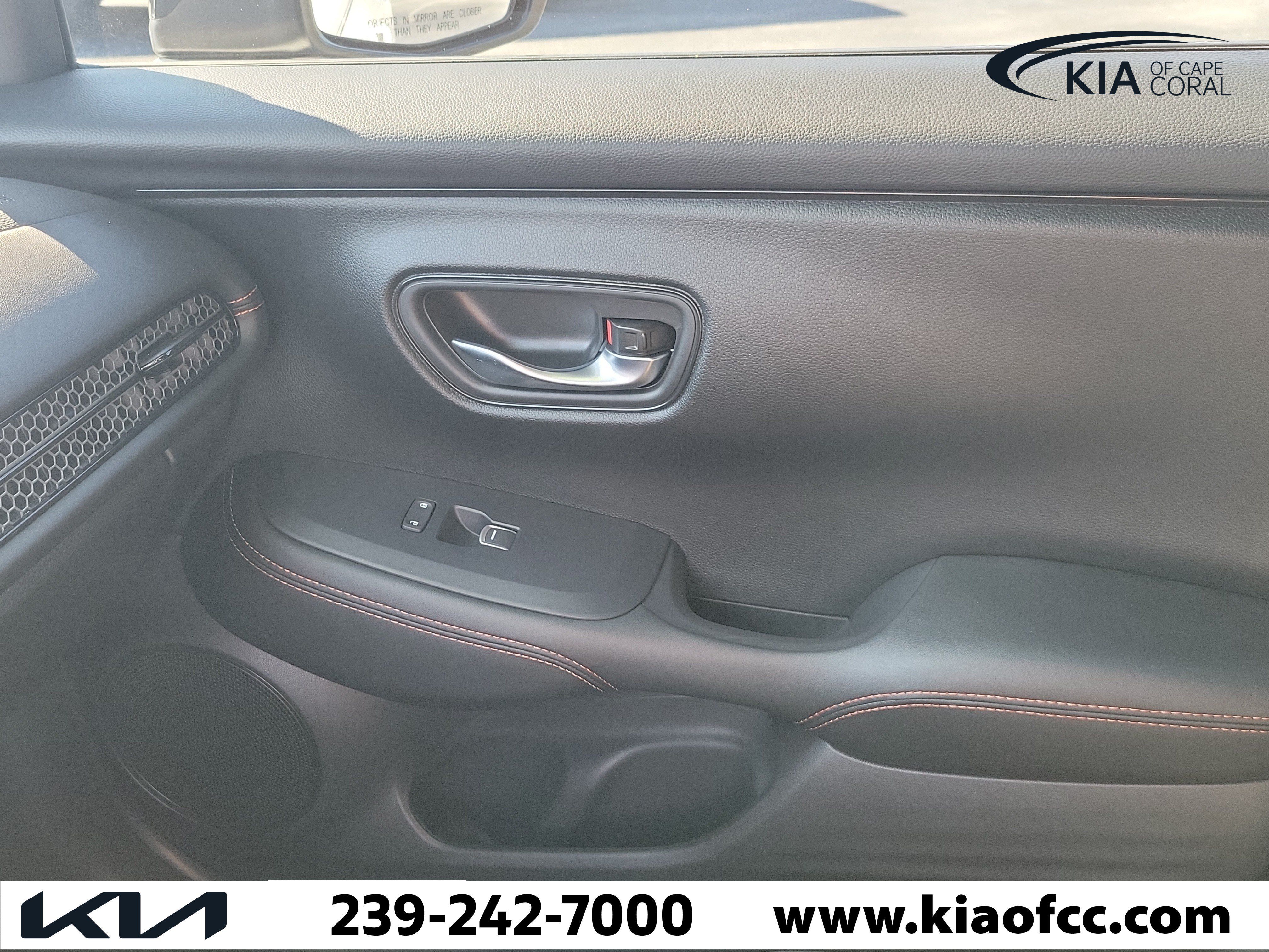 Used 2024 Honda HR-V Sport image 29