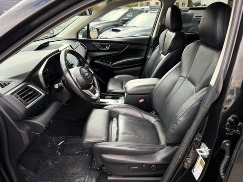 Used 2023 Subaru Ascent Limited AWD/4WD image 12