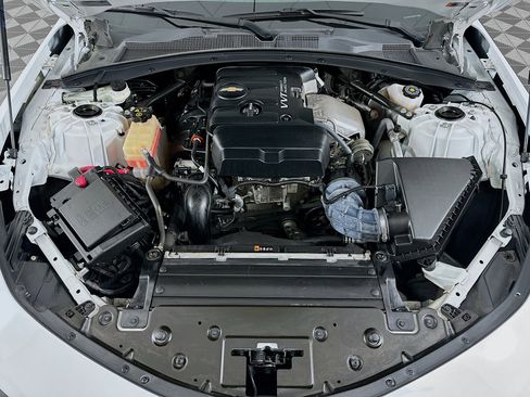 Used 2022 Chevrolet Camaro LT image 28