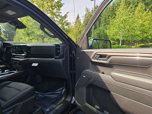 New 2026 Chevrolet Silverado 1500 LT Trail Boss w/ Safety Package AWD/4WD image 12