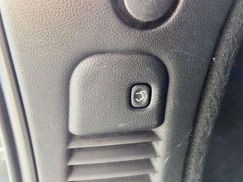 Used 2018 Dodge Durango GT w/ Technology Group image 12