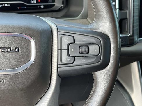 Used 2022 GMC Yukon Denali w/ Denali Ultimate Package AWD/4WD image 34