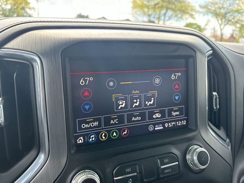 Used 2020 GMC Sierra 3500 Denali w/ Denali Ultimate Package AWD/4WD image 22