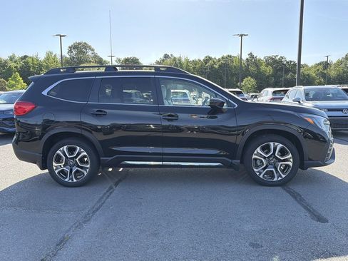 Used 2024 Subaru Ascent Limited w/ Technology Package AWD/4WD image 6
