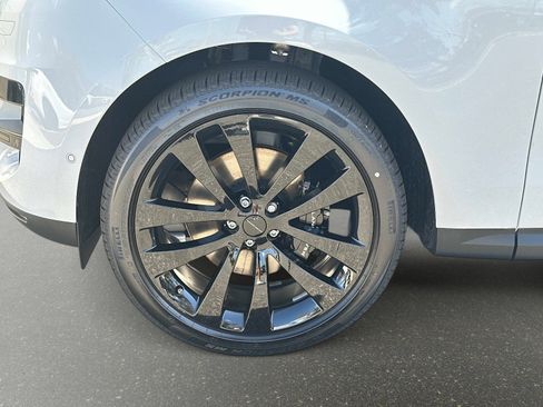 New 2026 Land Rover Range Rover Sport SE image 10