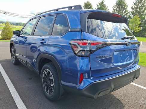 New 2026 Subaru Forester Premium AWD/4WD image 3