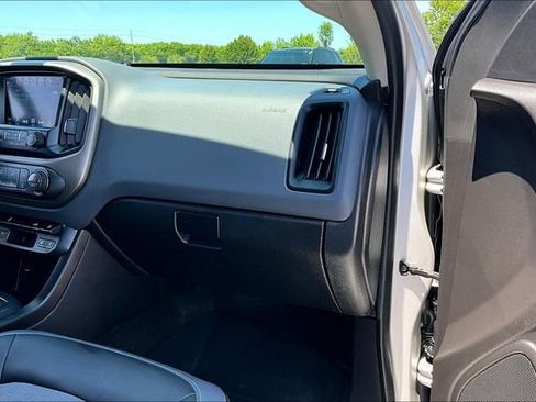 Used 2018 Chevrolet Colorado Z71 AWD/4WD image 27