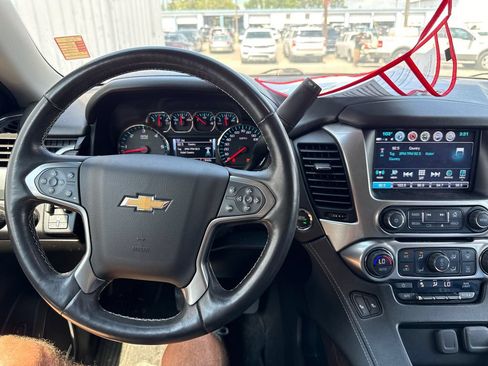 Used 2018 Chevrolet Tahoe LT AWD/4WD image 12