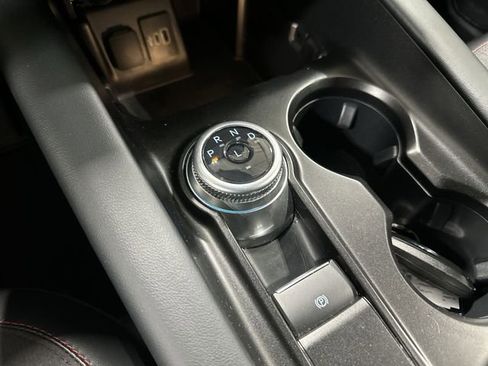 Used 2025 Ford Explorer ST-Line AWD/4WD image 25