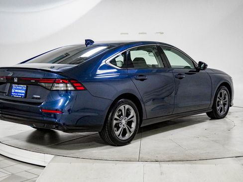 Certified 2025 Honda Accord EX-L image 10