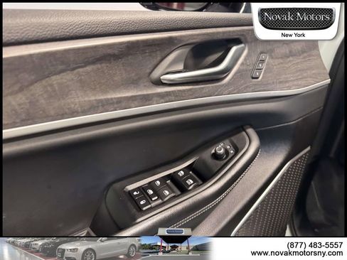 Used 2022 Jeep Grand Cherokee L Limited image 13