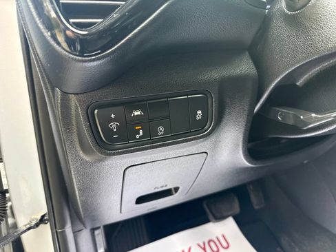 Used 2020 Kia Soul EX FWD image 14