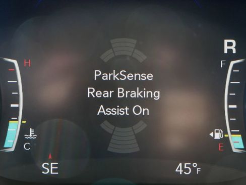 New 2026 Chrysler Pacifica Select image 46