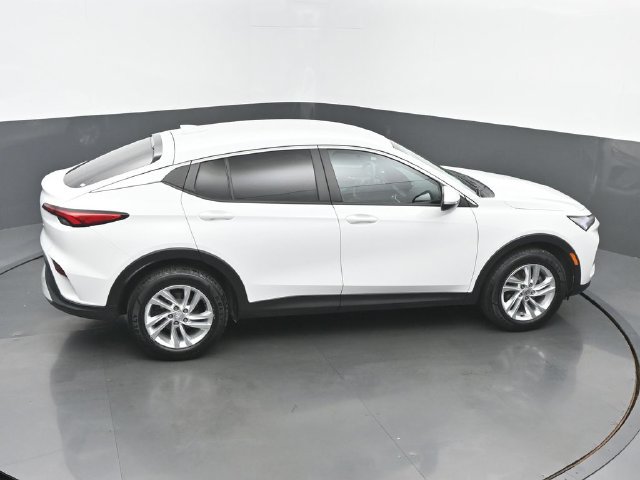 Used 2024 Buick Envista Preferred w/ Convenience II Package FWD image 42