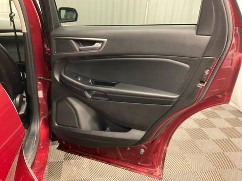 Used 2017 Ford Edge SEL w/ Equipment Group 201A image 27