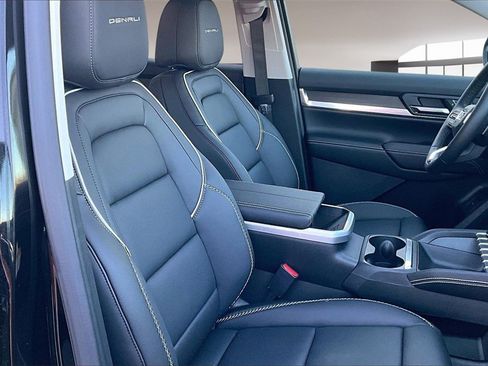 New 2026 GMC Terrain Denali image 10