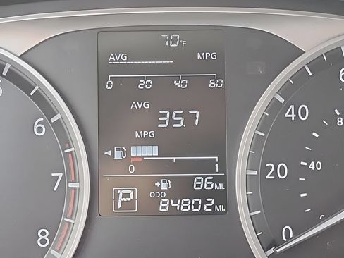 Used 2019 Nissan Kicks S FWD image 27