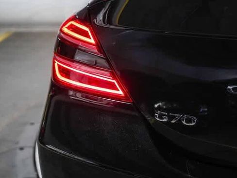 Used 2023 Genesis G70 3.3T image 11