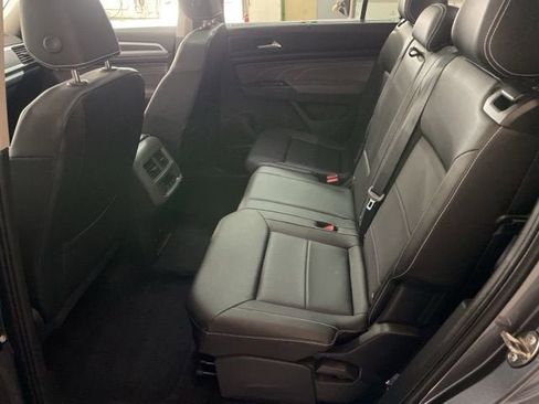 Certified 2023 Volkswagen Atlas SE w/ Panoramic Sunroof Package AWD/4WD image 13