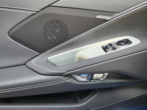 New 2025 Chevrolet Corvette Z06 image 18